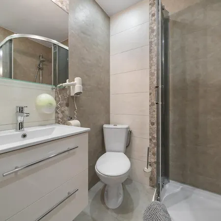 ベッド・アンド・ブレックファスト Bozena Jacuzzi & Sauna ザコパネ