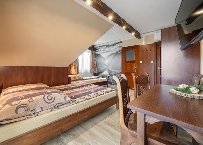 Bozena Jacuzzi & Sauna 住宿加早餐酒店 3*