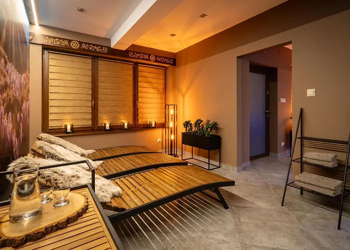 Bozena Jacuzzi & Sauna 3*