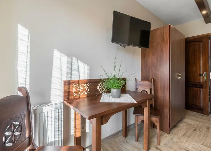 Bozena Jacuzzi & Sauna Bed & Breakfast 3*