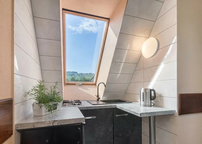 Bozena Jacuzzi & Sauna 住宿加早餐酒店