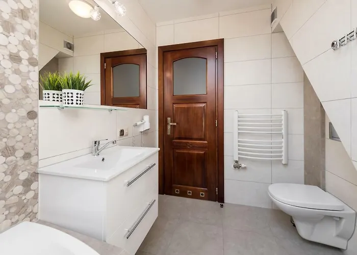 Bozena Jacuzzi & Sauna 3*